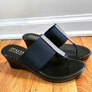 Italian Shoemakers women's black sandals